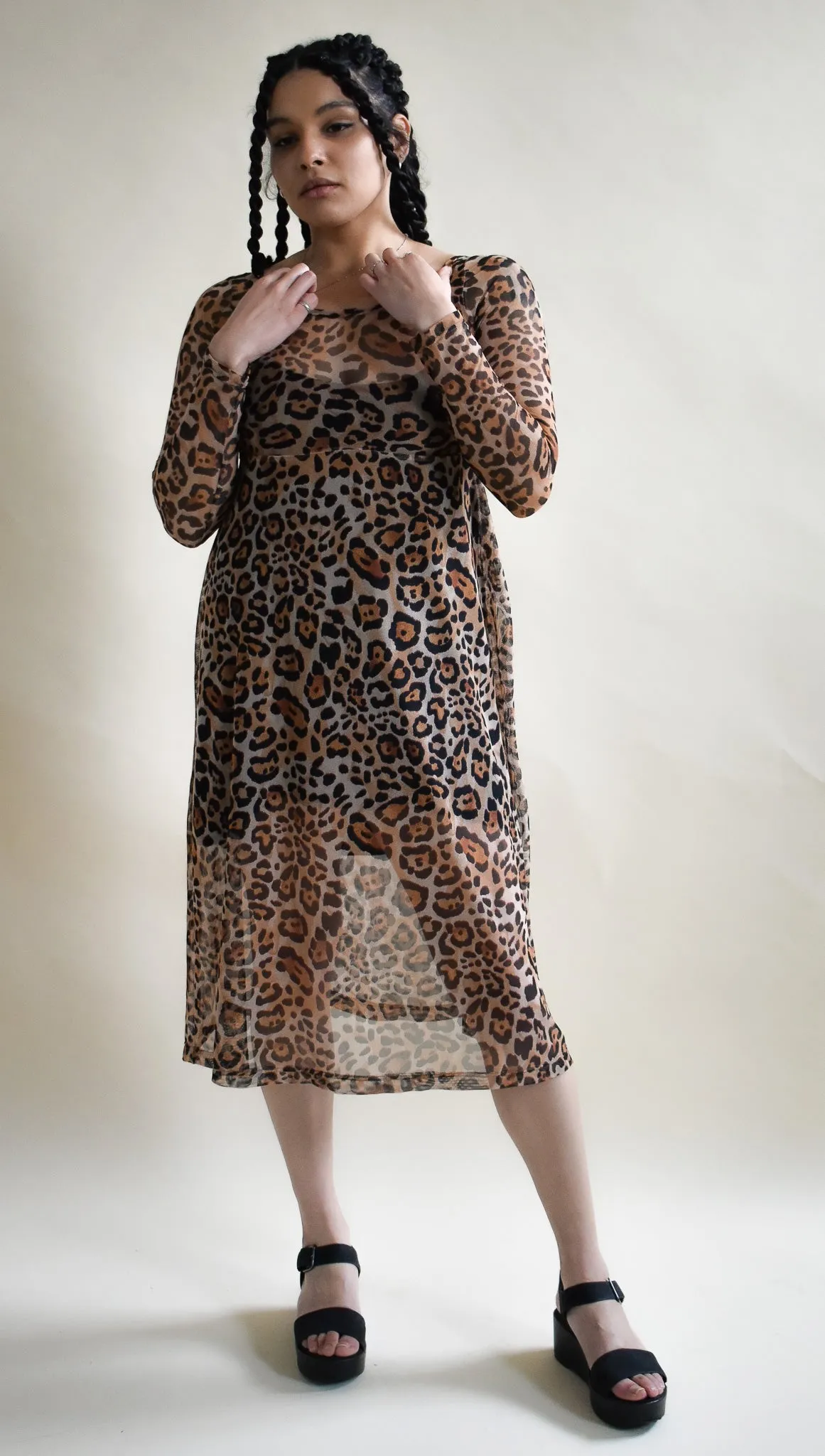 Megumi in Leopard Powermesh