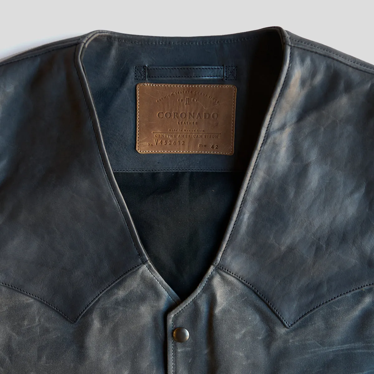 No.450 Jackson Canvas & Bison Vest | Charcoal