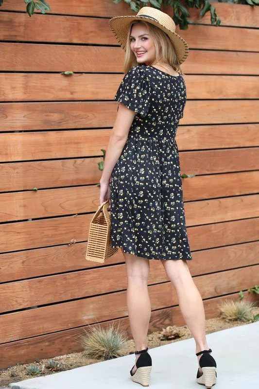 Short-Sleeved V-Neck Floral Mini Dress