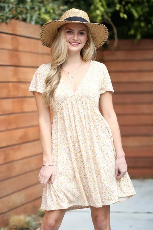 Short-Sleeved V-Neck Floral Mini Dress