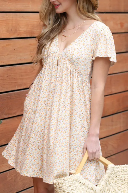 Short-Sleeved V-Neck Floral Mini Dress