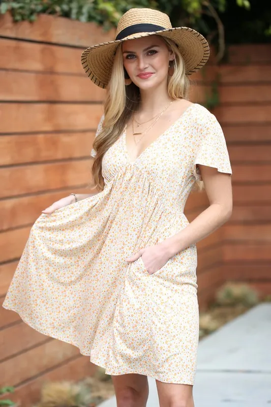 Short-Sleeved V-Neck Floral Mini Dress