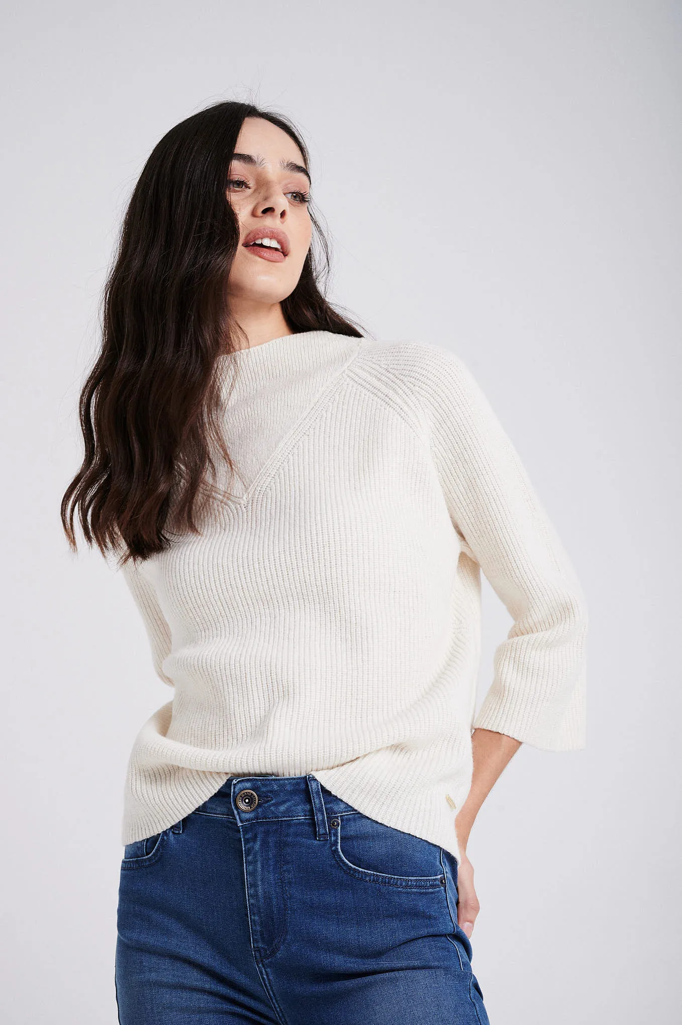 Wide sweater and wide 3/4 sleeves