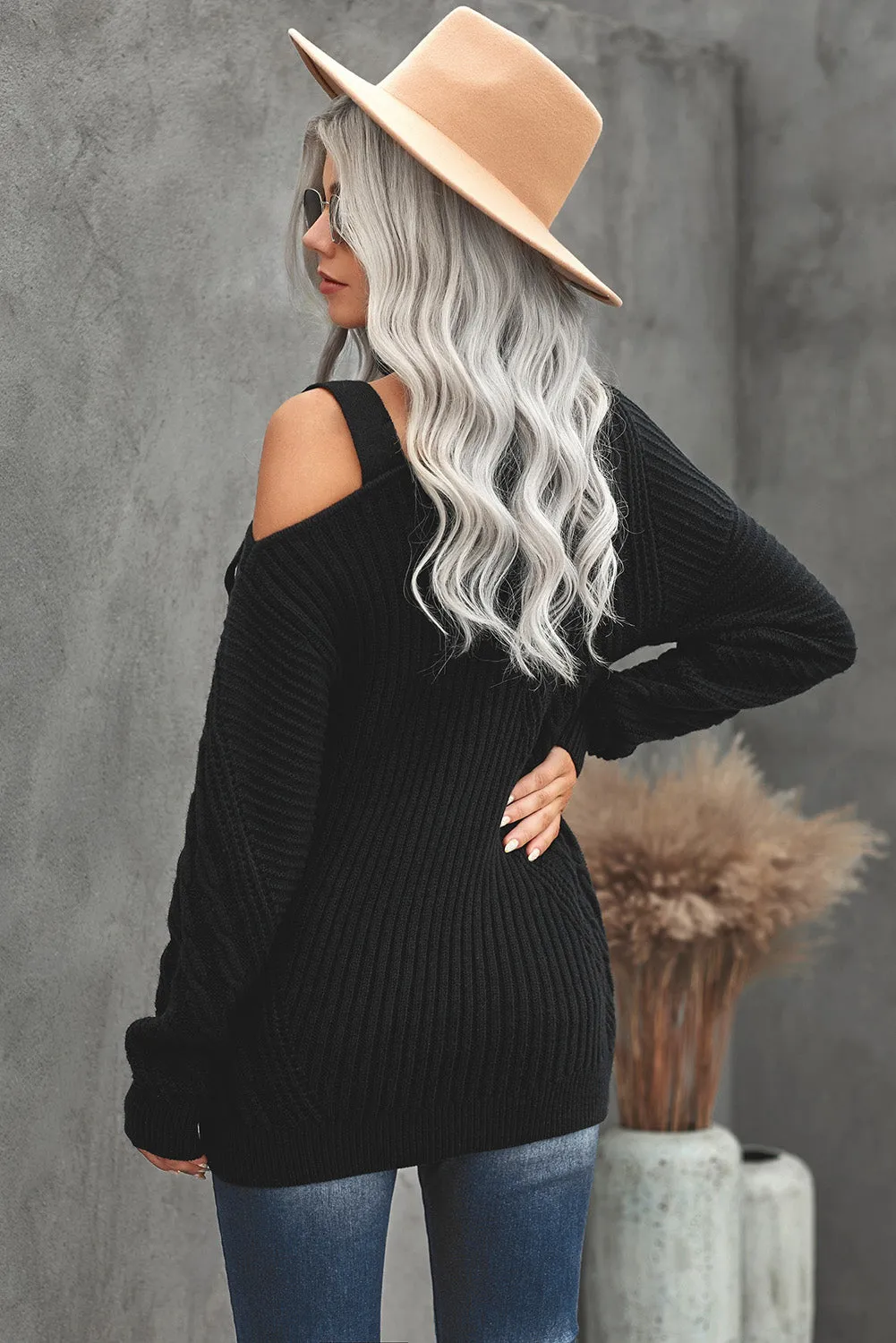 Women Solid Color Strapped Cut out Shoulder Turtleneck Sweater